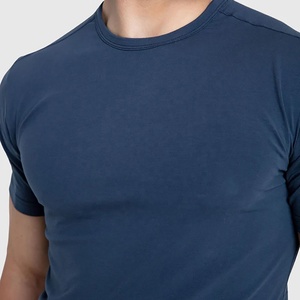 เสื้อยืดออกกำลังกายผู้ชายคุณภาพพรีเมียม ลดราคาพิเศษ แห้งเร็ว 100% ผ้าฝ้าย ระบายอากาศดี เสื้อกีฬาเปล่าๆ สำหรับออกกำลังกาย ผ้าโพลีเอสเตอร์สั่งทำได้ - Product Image 3