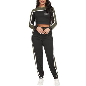 OEM Wholesale Women's Stylish <b>Cropped</b> Hoodie Long Sleeve Casual Streetwear with Breathable <b>Jogger</b> Tracksuits New Arrival - Product Image 3