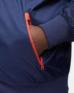 Chaqueta cortavientos para exteriores de marca personalizada para hombre, chaqueta cortavientos ligera con capucha de tela ecológica impermeable para invierno - Product Image 2