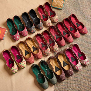 Unique Style Custom Made Women <b>Khussa</b> Customized Color Anti-Slippery Genuine Leather Outsole Velvet Upper Low MOQ in Stock - Product Image 6