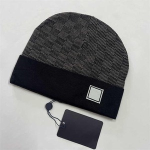 2025 MEJOR GORRO VERSÁTIL DE INVIERNO GORRO Y GORRO DE LANA DE DISEÑADOR Y GORRO DE PUNTO JACQUARD - Product Image 5