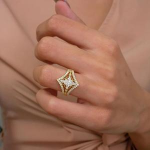 Bague en diamant de laboratoire de poire IGI Bague en diamant créée par laboratoire en or 14K pour mariage et bague de fiançailles ou bande - Product Image 2