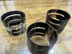 Brazalete de Moda Natural, Brazaletes Delgados de Cuerno de Búfalo Natural con Diseño Simple para Mujer, de la India - Product Image 4