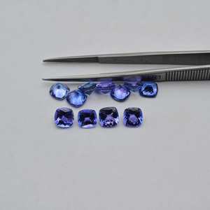 Coussin à facettes en tanzanite naturelle de 5mm calibré en vrac bijoux en tanzanite propre pour les yeux du fabricant fournisseur régulier - Product Image 1