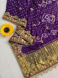 ผ้าซารีไหมนุ่มแบบใหม่สำหรับผู้หญิง พร้อมงานปักมือแบบ Bandhej Gota Pati ลายแฟนซีจากอินเดีย - Product Image 2