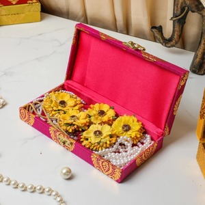 Caja de Regalo de Seda Brocada, Caja de Dulces Mithai para Nikah, Mehendi, Diwali, Rakhi, Karwachauth, Puja, Recuerdo de Boda India y Regalos para Fiestas - Product Image 6