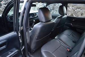 TOYOTA TACOMA TRD SPORT DOBLE CABINA 4X4 2016 IMPECABLE, LISTA PARA ENVIAR - Product Image 4