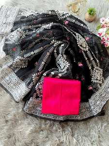 Couleur noire nouveauté Sari en organza pur et doux avec travail Multy Thread et Tussels lourds avec chemisier blanc en soie mariages Saree - Product Image 2