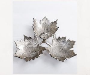 Plat de service léger en feuille métallique pour une utilisation quotidienne offrant une durabilité avec une apparence élégante et une surface lisse - Product Image 6