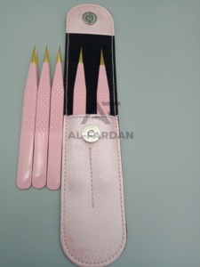 แหนบแยกสแตนเลสเคลือบสีชมพูสำหรับเด็กที่จับแบบตรงปลายแหลมพร้อมกระเป๋าหนังปลายทองสำหรับขนตา - Product Image 4