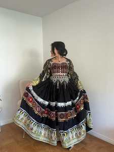 Último 2025 Vintage Afghan Kuchi vestido hecho a mano Tribal tradicional bordado mujeres Afghan Kuchi Festival vestido Pashtun cultura - Product Image 2