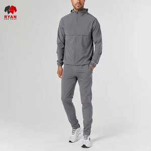 ชุดวอร์มผู้ชายแบบมีฮู้ด ดีไซน์สั่งทำพิเศษ เอวยางยืด ผ้าโพลีเอสเตอร์ 100% แห้งเร็ว ระบายอากาศดี บริการ OEM รับผลิตตามแบบ - Product Image 4