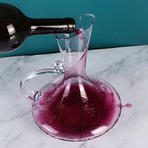 Sunyo 1300ml Carafe à <span class=keywords><strong>vin</strong></span> en verre cristal sans plomb avec poignée Verrerie <span class=keywords><strong>de</strong></span> luxe stockée pour la dégustation <span class=keywords><strong>de</strong></span> <span class=keywords><strong>vin</strong></span> Décantation <span class=keywords><strong>de</strong></span> <span class=keywords><strong>vin</strong></span> - Product Image 4