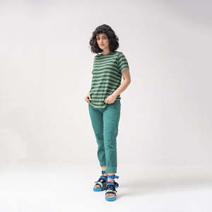 Nueva llegada de alta calidad, camiseta de manga corta con logotipo personalizado, cuello redondo, Color sólido, para mujer, en diferentes colores, logotipo personalizado - Product Image 5