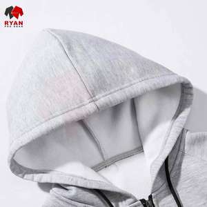 ชุดวอร์มผู้ชายแบบสั่งทำพิเศษ คุณภาพพรีเมียม ผ้าระบายอากาศดี พร้อมโลโก้แบบกำหนดเอง ดีไซน์ ODM - Product Image 6