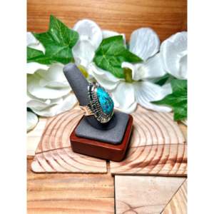Anillo de Moda Royston de Turquesa y Plata de Ley, Hecho en Navajo, Acero Inoxidable, Talla 9, Engaste de Bisel, Idea de Regalo Elegante - Product Image 2