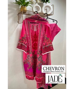 Dubai Kaftan Robes para mujeres en estilo turco Abaya con aspecto de vestido modesto de satén clásico - Product Image 2