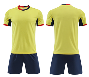 Tenues de football personnalisées en polyester léger et respirant, maillots et shorts avec nom et numéro personnalisés pour les équipes - Product Image 5