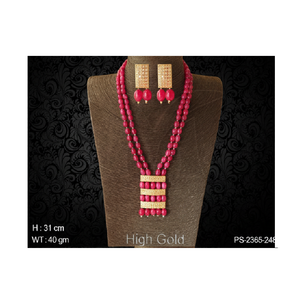 Dernier cri de mode et ensemble de boucles d'oreilles pour femmes Collection de bijoux de fête élégants disponibles à bas prix - Product Image 1