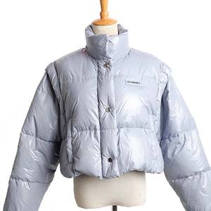 OEM logotipo personalizado brillante invierno Crop Top Bomber chaqueta para las mujeres acolchado transpirable respetuoso del medio ambiente de punto de nylon forro - Product Image 4