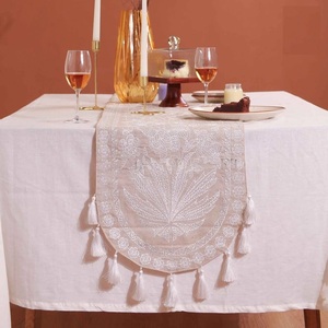 Camino de mesa de estilo bohemio de lujo, tela Champaigne, 72 pulgadas, borlas de Jacquard, decoración duradera para cena, fiesta, hogar, hoteles, bodas - Product Image 2