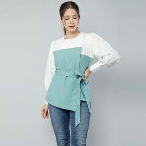 Top Blanco con Solapas Neo Mint para Mujer, Tops de Punto - Product Image 5