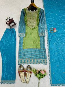 El último diseñador Chinon Silk Coding Sequence Work Kurti Set de FabZone - Product Image 5