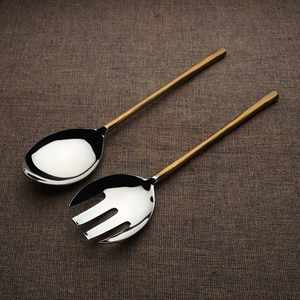 Outils de salade de serveur de salade d'acier inoxydable modestes parfaits pour des restaurants de ménage hôtel et ressource fabriqués à la main de l'Inde - Product Image 4