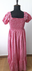 ชุดแม็กซี่เดรสยาวถึงพื้นพิมพ์ลายบล็อกด้วยมือแบบสร้างแรงบันดาลใจจากชาติพันธุ์ของผู้หญิงพร้อมแขนพองสั้นแบบจีบ - Product Image 4