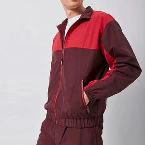 Costume coupe-vent léger pour hommes 2 pièces avec veste respirante et pantalon de jogging pour le fitness en plein air au printemps - Product Image 4