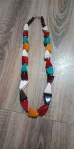 Collar de Cuentas de Resina 100% de Alta Calidad para Niñas, Diseño Popular para Bodas y Fiestas, Accesorio de Moda de Buena Calidad - Product Image 2