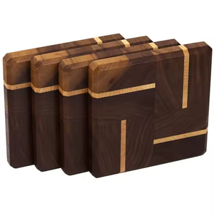 Les sous-verres en noyer de style classique polis à la main en manguier et bois d'acacia rehaussent toute table d'une beauté fonctionnelle - Product Image 2