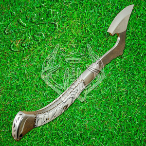 Hacha Barbuda personalizada de acero Tang D2 para caza, mango de resina Tomahawk, hacha Real con Funda de cuero, regalo Ideal - Product Image 4