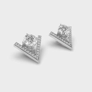 Pendientes de Diamantes en Forma de V en Oro Blanco de 14K |   Fabricante de Joyería Fina de Lujo Geométrica - Product Image 3