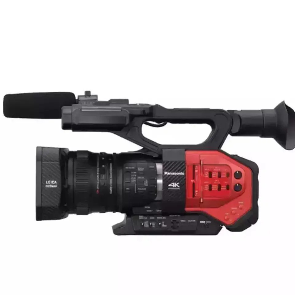 Популярный продукт AG-DVX200 видеокамеры 4K с датчиком четырех третей и встроенным зум-объективом и доставкой на пороге