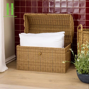 Eco-friendly HandWoven Scalloped Edge Natural Rattan <b>Storage</b> Basket With Lid Shoe Organization <b>Storage</b> Box jiahao Laundry Basket - Product Image 5