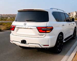 Nissan Patrol SE Platinum V6 4.0L Usato 2024, SUV Automatico AWD a Benzina, 8 Posti, Veicolo di Lusso | Pronto per l'esportazione - Product Image 5