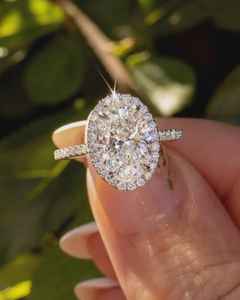 Bague de fiançailles éternelle en argent 925, classique, pour mariage, promesse, halo, couleur D, moissanite VVS, pavé, coupe ovale - Product Image 3