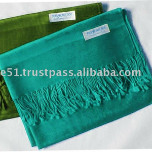 <b>Woolen</b> Shawl - Product Image 2