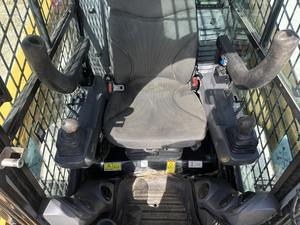 Chargeuse compacte sur pneus CAT 236D3 d'occasion, 4 tonnes, deux vitesses, matériel de construction - Product Image 6