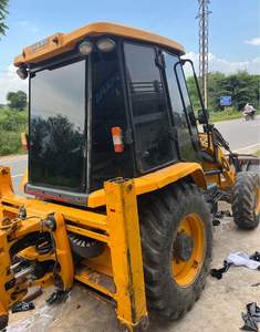 2019 JCB 4x4 Tractor de ruedas Los componentes del núcleo de transmisión de engranajes usados incluyen motor y engranaje - Product Image 4