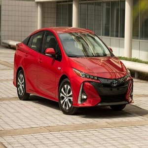 Usado Toyota Prius Sedan EV eléctrico FWD caja de cambios automática Turbo motor R15 neumáticos asientos de cuero aleación de aluminio oscuro para la venta - Product Image 4