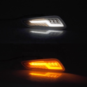 Luz indicadora de señal de giro delantera blanca súper brillante para motocicleta Vespa Sprint Primavera - Product Image 6