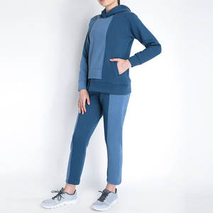 Ensemble de jogging 2 pièces à capuche pour femmes grande taille, respirant, imprimé, uni, vente en ligne, logo personnalisé - Product Image 2