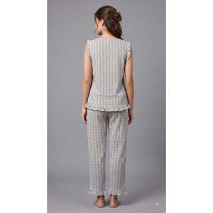 Conjunto de Pijama de Rayón Premium para Mujer, Ropa de Dormir Transpirable con Botones, por Evolove X Venus - Product Image 5