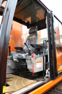 รถขุด LG6225E G4 ขนาด 22.5 ตัน |   คัมมินส์ เทอร์โบ ดีเซล |   ประสิทธิภาพการใช้เชื้อเพลิงสูง |   เครื่องจักรทำเหมืองที่ทนทาน - Product Image 2