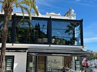 Pergola à arche rétractable moderne en alliage d'aluminium, finition thermolaquée, écologique, imperméable, résistante à la putrescence et aux rongeurs