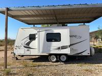 Meilleures ventes de caravanes, camping-cars, remorques de voyage et motorhomes disponibles pour l'exportation mondiale à prix avantageux. Achetez des caravanes et des camping-cars.