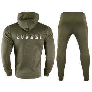 ชุดวอร์มผู้ชายแบบมีฮู้ดสำหรับฤดูหนาวรุ่นใหม่ล่าสุด เนื้อผ้าโพลีเอสเตอร์/คอตตอน ระบายอากาศได้ดี สวมใส่สบาย น้ำหนักเบา สีและขนาดสามารถสั่งทำได้ - Product Image 3