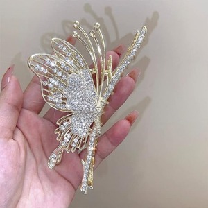 Pince à cheveux de haute qualité pour femmes et filles, style de cheveux disponible à des prix abordables en provenance d'Inde - Product Image 2